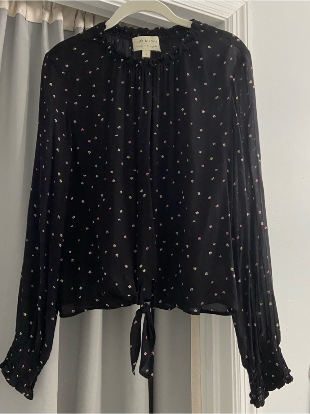 CLOTH & STONE Black Floral Long Sleeve Top Small